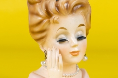 Kim’s Statuette Missing an Eyelash.